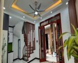Nhà 5 tầng mới kính kong có sân rộng 30M thoáng mát. Phố Thanh Lân, Hoàng Mai 65M2*6.8 tỷ.