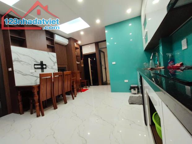 BÁN NHÀ MỚI ĐẸP THÁI HÀ, 5M RA PHỐ, LÔ GÓC, 7 TẦNG THANG MÁY, NỘI THẤT XỊN, GIÁ 11.8 TỶ. - 1