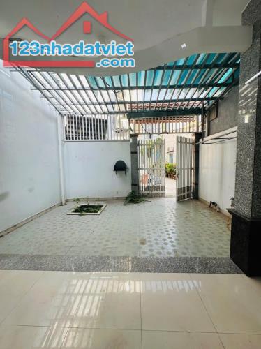 NP363 🆘🆘Cần Bán Nhà Cấp 4 Thuộc P Trung Dũng _TP Biên Hoà_Đồng Nai.  ⚡ Diện tích: 118m2, - 1