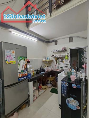 Nhà cực đẹp, đường trước nhà 5M, ngang hiếm 5,6M, 80m2, chỉ 5,6 tỷ, ĐÌnh Phong Phú Quận 9 - 3