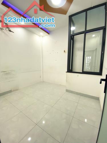 Nhà Hẻm Ô Tô Phan Huy Ích, 3 Tầng, 35m², 3PN 2WC, chỉ 4.xx tỷ - 2