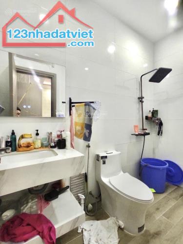 Nhà 4 tầng, 130m2, ngay Nguyễn Duy Trinh, ngang hiếm 7m, nhỉnh 8 tỷ - 3
