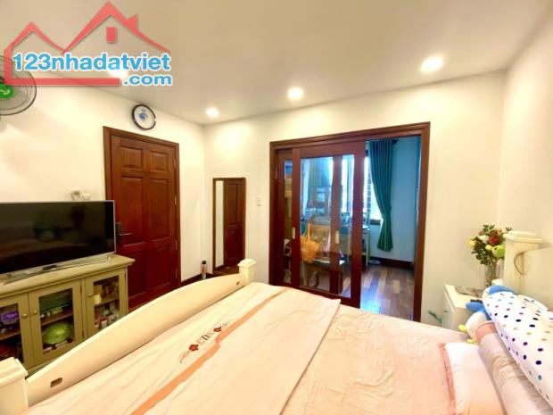 Biệt thự VIP Lê Thị Riêng Q12 , đẹp lộng lẫy ,4Tx115m2 . Giá chỉ  9.0 tỷ. - 3