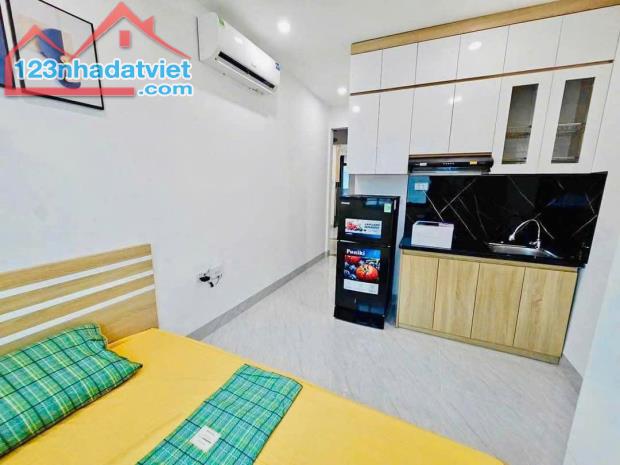 CẦU GIẤY NGÕ QUẬN UỶ - LÔ GÓC - 20 PHÒNG DÒNG TIỀN LỚN 60m, 6 tầng, mt 5.6m giá 17.5 tỷ - 1