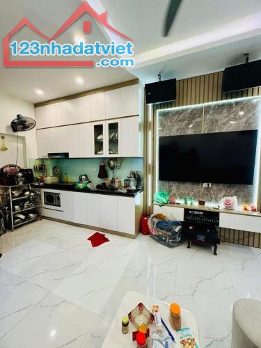 Bán nhà 295 Bạch Mai xe ba gác đỗ cửa, nhà xinh xắn ở ngay 30m giá 5.85 tỷ. - 3