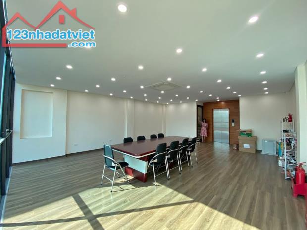 BÁN GẤP NHÀ MẶT PHỐ DƯƠNG QUẢNG HÀM, VỈA HÈ, KINH DOANH_DT 100M2, 4TẦNG, MT 5M, 32TỶ - 1