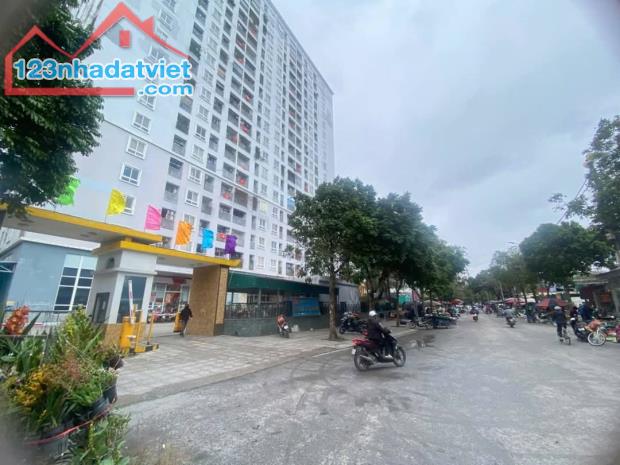 Bán chung cư quân đội CT36 Xuân La West Lake, Tây Hồ, 80m2, 2 ngủ chỉ 6,1 tỷ