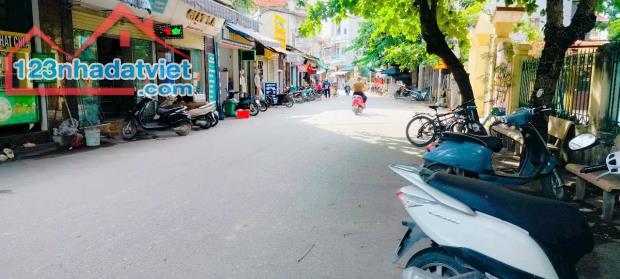 BÁN NHÀ ĐẠI HỌC CÔNG NGHIỆP-LAI XÁ-HOÀI ĐỨC, Ô TÔ ĐỖ CỬA, 35M, 5.1 TỈ