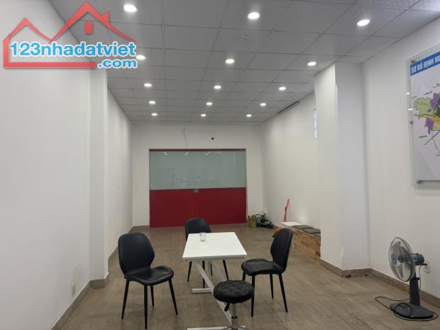 Bán toà nhà 5 tầng mặt tiền đường đồng khởi gần bệnh viện Đồng Nai 14,5 tỷ - 1