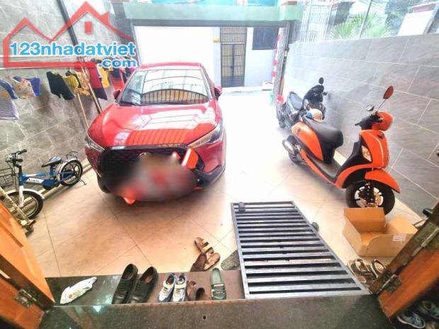 Bán Nhà 4 Tầng Hẻm Xe Hơi 85m2_5*17 Lã Xuân Oai Tăng Nhơn Phú A Thủ Đức Chỉ 6.3 tỷ Hiếm có