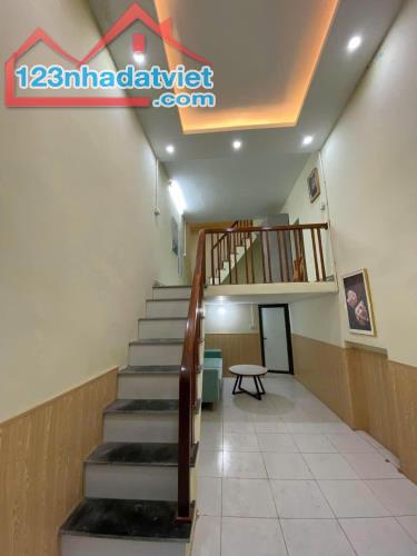 Bán nhà 2 tầng Quang Trung, Hà Đông. 30m2, ~ 3.35 tỷ