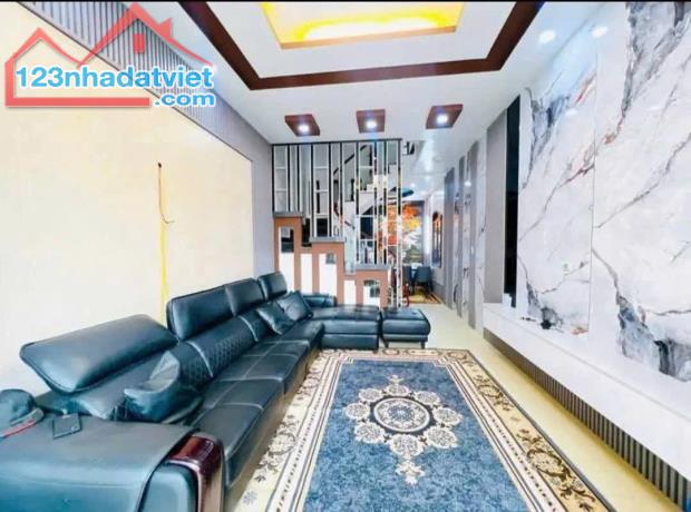 Bán gấp nhà dân lập , Dư hàng, Lê chân, Hp. 3,45 tỷ, 41,9m2,3 tầng. - 2