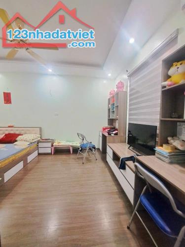 Bán Nhà Khương Đình, Thanh Xuân, 33m2, 5T,4N, Ngõ Nông, Sát CC Five STar, Nhà Đẹp, Ở Sướng - 4