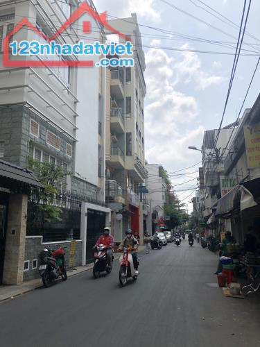 ***Bán nhà HXH khu Etown Cộng Hòa Tân Bình**, phường 13, TB - (6,1*30)