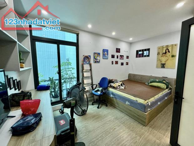 🏡 BÁN NHÀ NGÕ CHỢ KHÂM THIÊN – 50m² – 6 TẦNG – BA GÁC ĐỖ CỬA