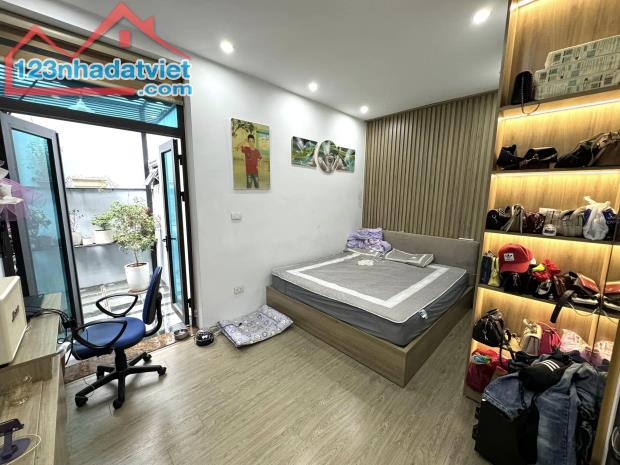 🏡 BÁN NHÀ NGÕ CHỢ KHÂM THIÊN – 50m² – 6 TẦNG – BA GÁC ĐỖ CỬA - 2
