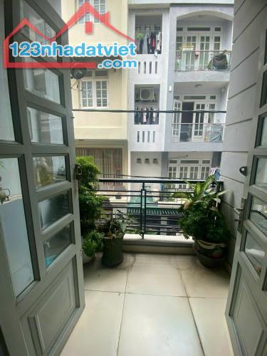 **Bán nhà hẻm xe hơi Thăng Long**, phường 4 Tân Bình, DT 5x20, 3 tầng - 1