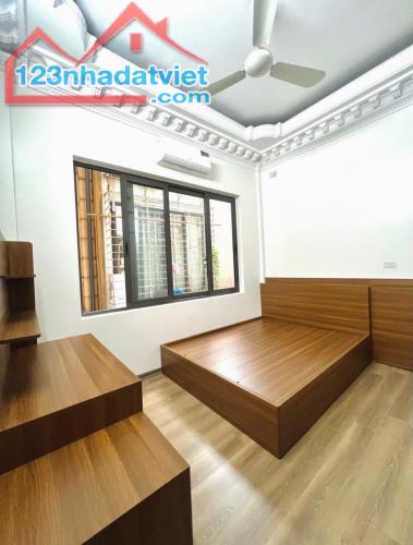 Bán nhà Thịnh Quang, Đống Đa, 40m2x5t, gần phố, gần ô tô, ngõ rộng, nhà đẹp ở ngay. - 3