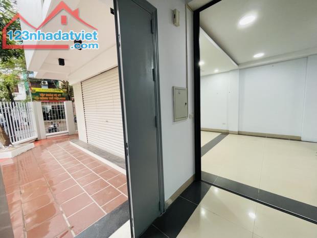 Lô góc Mặt Phố Văn quán 134m 4t,2 mặt Đường xe buýt tránh, ở, KD VP đỉnh - 1