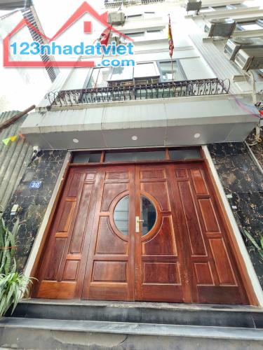 Chỉ hơn 8 tỷ có nhà 5 tầng, 38m, ô tô đỗ cổng,  Minh Khai, Hai Bà Trưng, Hà Nội