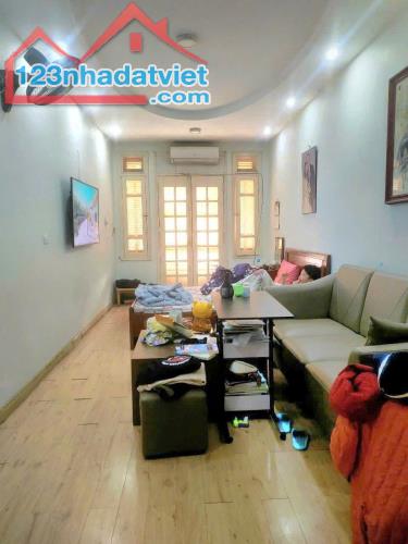 PL Trần Quý Kiên Cầu Giấy Ô TÔ, Knh Doanh DT 33m2 5 tầng mt 3m Giá 15 tỷ