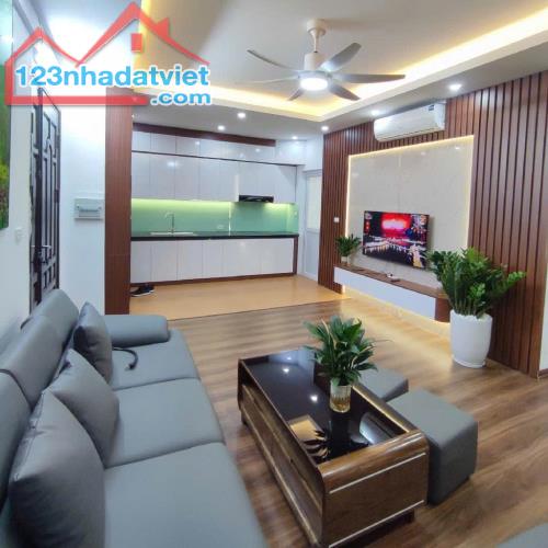 NGUYỄN KHÁNH TOÀN - CẦU GIẤY - 29m x 4 TẦNG - 5,7 tỷ - 20m Ô TÔ - GẦN CV NGHĨA ĐÔ - 1