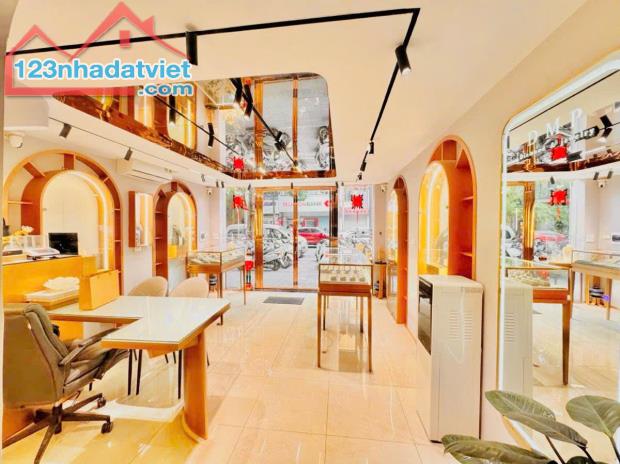🏡 BÁN NHÀ MẶT PHỐ PHAN CHU TRINH – 35M² – 7 TẦNG – MẶT TIỀN 4.4M – HIẾM CÓ! - 1