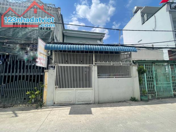 Cần bán nhà cấp 4 hẻm xe hơi gần QL 13 cũ, Hiệp Bình Phước, Thủ Đức