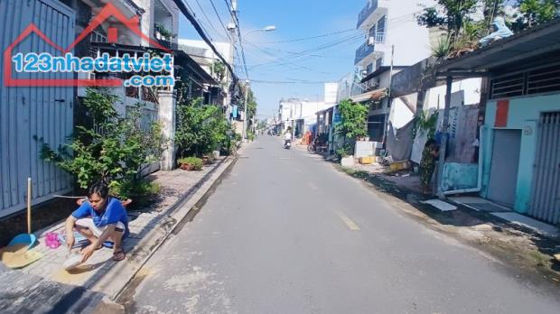 Nhà mặt tiền HT 06 ,Hiệp Thành ,Q12 DT 102 m2 . Giá chỉ 5.2 tỷ (TL). - 4