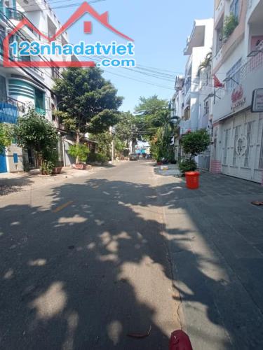 Bán gấp nhà đường số 27, Bình Tân khu Tên Lửa, 5x20m, 3.5 tấm, 12 tỷ