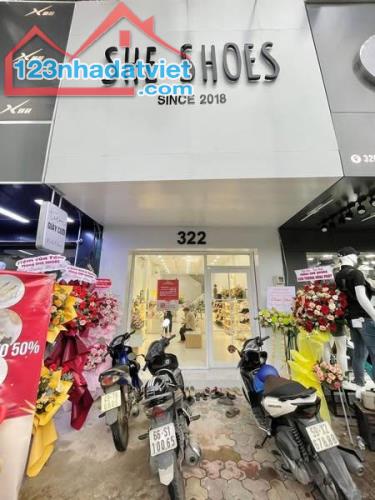 Gò Vấp ! Sang nhượng MẶT BẰNG KINH DOANH shop GIÀY DÉP do chuyển địa điểm, Tel :
