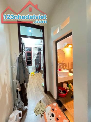 5 tỷ 1 nhà Kim Giang Thanh Liệt Thanh Trì ô tô cách 10m  + Nhà cực đẹp ngõ rộng hơn 2m - 2