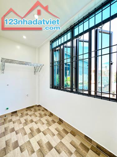 Bán nhà 3 tầng tại Lê Lai, Ngô Quyền, gần công viên Nguyễn Trãi.45m2.Mặt tiền 4m.Giá chỉ2, - 5