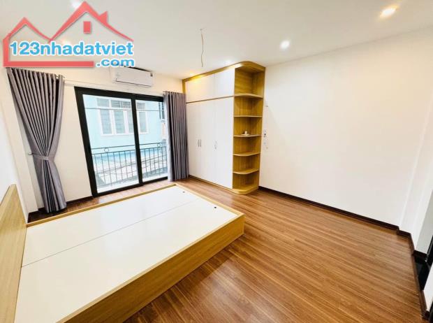 Nhà dân xây mới 5T mặt tiền 4m đường thông phân Nhà dân xây mới 5T mặt tiền 4m đường thông - 3