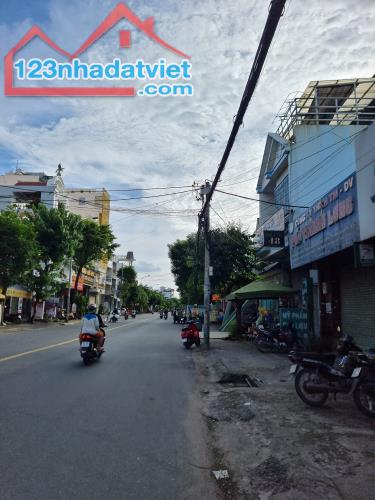Bán nhà mặt tiền 2 tầng 5.1x30m giá 12 tỷ Đường Dương Thị Mười - 1