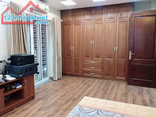 PHÂN LÔ, Ô TÔ TRÁNH, NGỌC HỒI- HOÀNG MAI, 63 M2, 5 TẦNG, MT 4,5 M, GIÁ 16,8 TỶ.