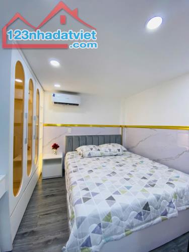 BÁN NHÀ GIÁP QUẬN 7, CÁCH HXT TRÁNH 20M, ĐÀO TÔNG NGUYÊN NHÀ BÈ, 2 TẦNG, 40M2 CHỈ 3.15 TỶ - 2