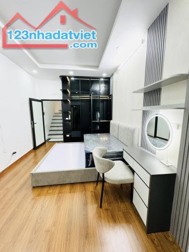 Bán nhà ngay gần mặt phố Thanh Nhàn - 2