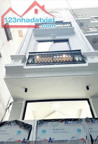 Bán nhà Giải Phóng, Hoàng Mai, Thoáng sáng, 33.4m2, 6.99 tỷ