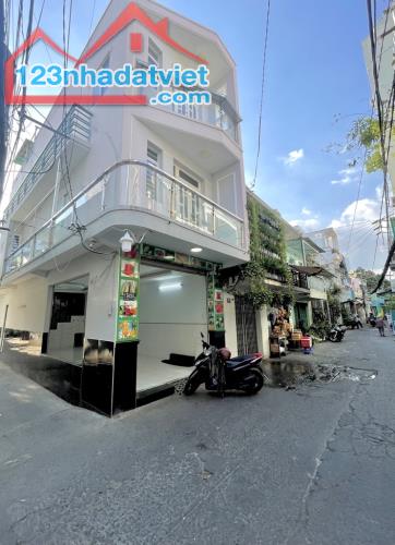 SIÊU PHẨM NHÀ ĐẸP- SÁT NGAY QUẬN 5  - DẠ NAM . Phường 3. Quận 8 . NGAY CẦU CHỮ Y . KD đỉnh