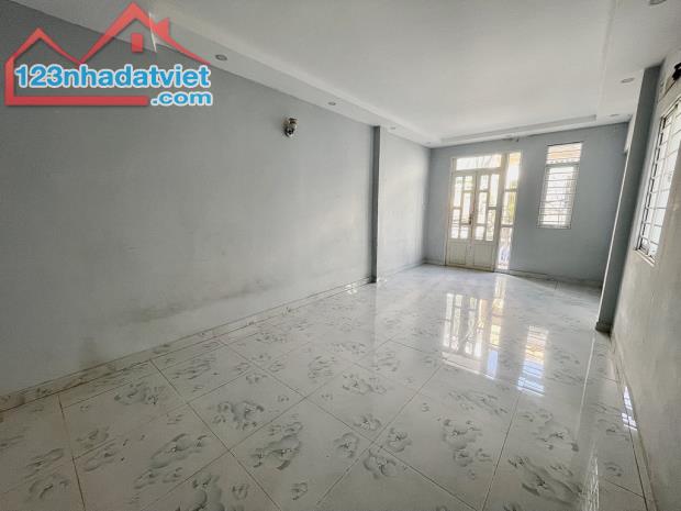 SIÊU PHẨM NHÀ ĐẸP- SÁT NGAY QUẬN 5  - DẠ NAM . Phường 3. Quận 8 . NGAY CẦU CHỮ Y . KD đỉnh - 1