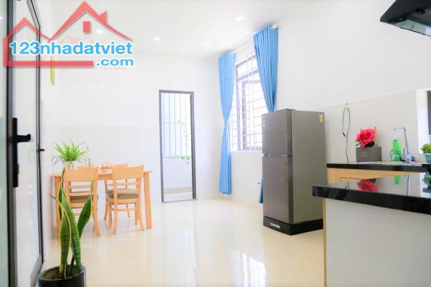 GẦN NGUYỄN VĂN THOẠI 4.5 tầng 12 căn hộ PHAN THÚC DUYỆN kinh doanh - 1