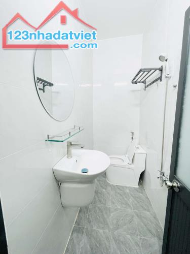 Bán nhà mới đường 37 p.Tân Kiểng Q7. Ngang 4.1m, 3WC, 45m2 chỉ 5 tỷ nhẹ. TL tốt - 4