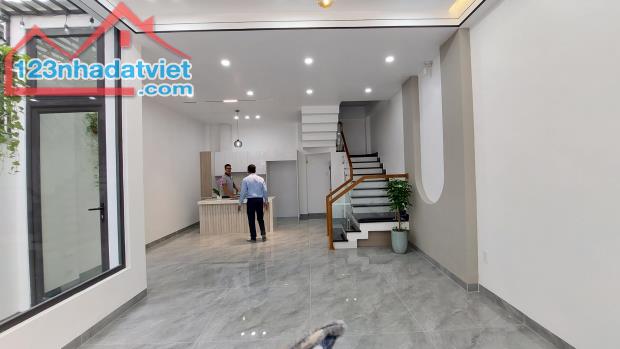 Bán nhà 4 tầng Thiên Lôi,Lê Chân.56m2.Nở hậu.Chỉ 4,35 tỷ - 2