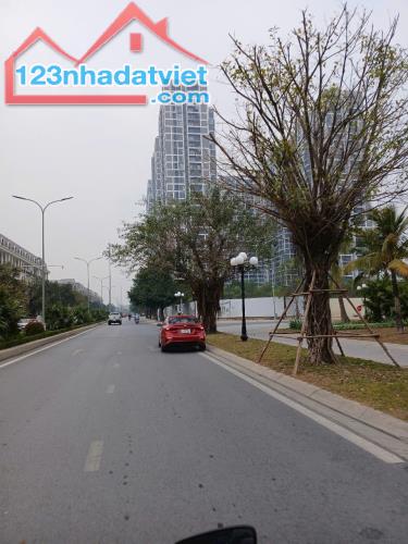 Trung tâm  Trâu Quỳ, gần 50m, nhỉnh 4 tỷ, An ĐàoC, dòng tiền, 20m ra khu  Vin Oceapark 1,