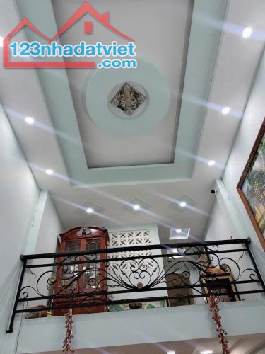 Nhà dt 72m2 3 lầu 5pn 5wc đường số Gò Xoài , Bình Hưng Hòa A,Bỉnh Tân giá 6,09 tỷ - 1