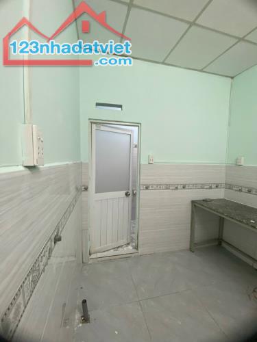 🏠 32m² Hẻm Xe Hơi QL1A - 1 trệt 1 lửng - SHR, Hoàn Công Đủ Chỉ Hơn 2 Tỷ !? - 1