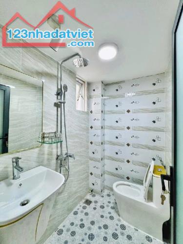 NHÀ ĐẸP B.ÁN - THỐNG NHẤT GV - GIÁP KDC  CITYLAND & ST LOTTE - DT 52M² - 2 TẦNG CHỈ 4.X TỶ - 5