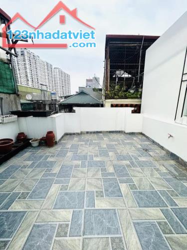 Dương Văn Bé - mặt ngõ thông , lô góc sáng dt 33M giá 6.45 tỷ sổ đỏ chính chủ - 2