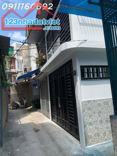 Bán Nhà Hẻm Số 4 Cư Xá Đô Thành, P.4, Q.3 - Diện Tích 3.6 x 16m - Giá 7.2 Tỷ